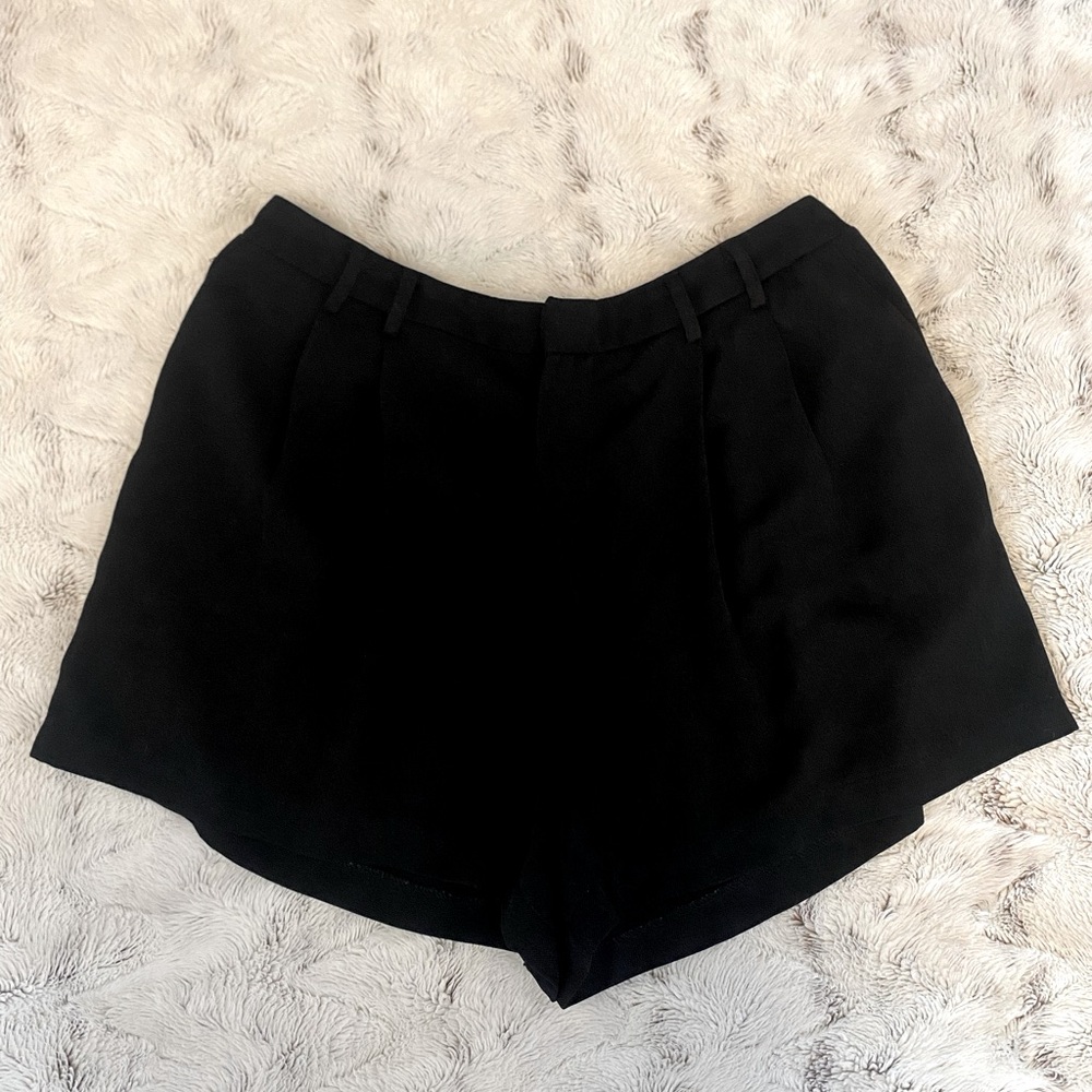 Forever 21 - Shorts (with zipper)